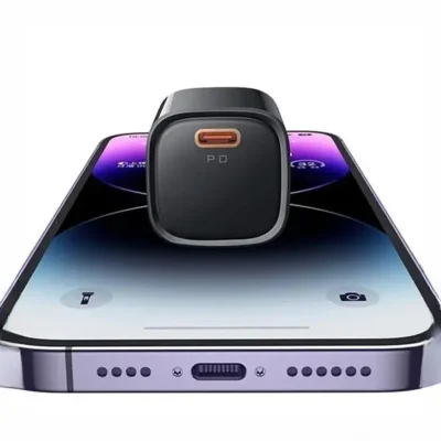 آداپتور 20 وات همراه با کابل لاتنینگ به تایپ سی مک دودو Mcdodo PD20W Fast Charging KIT CH-404 5
