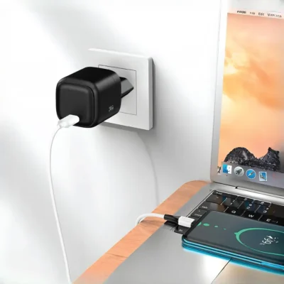 آداپتور شارژ 20 وات با کابل گرین لاین Green Lion Nexio GNNXPD20WEUBK 2
